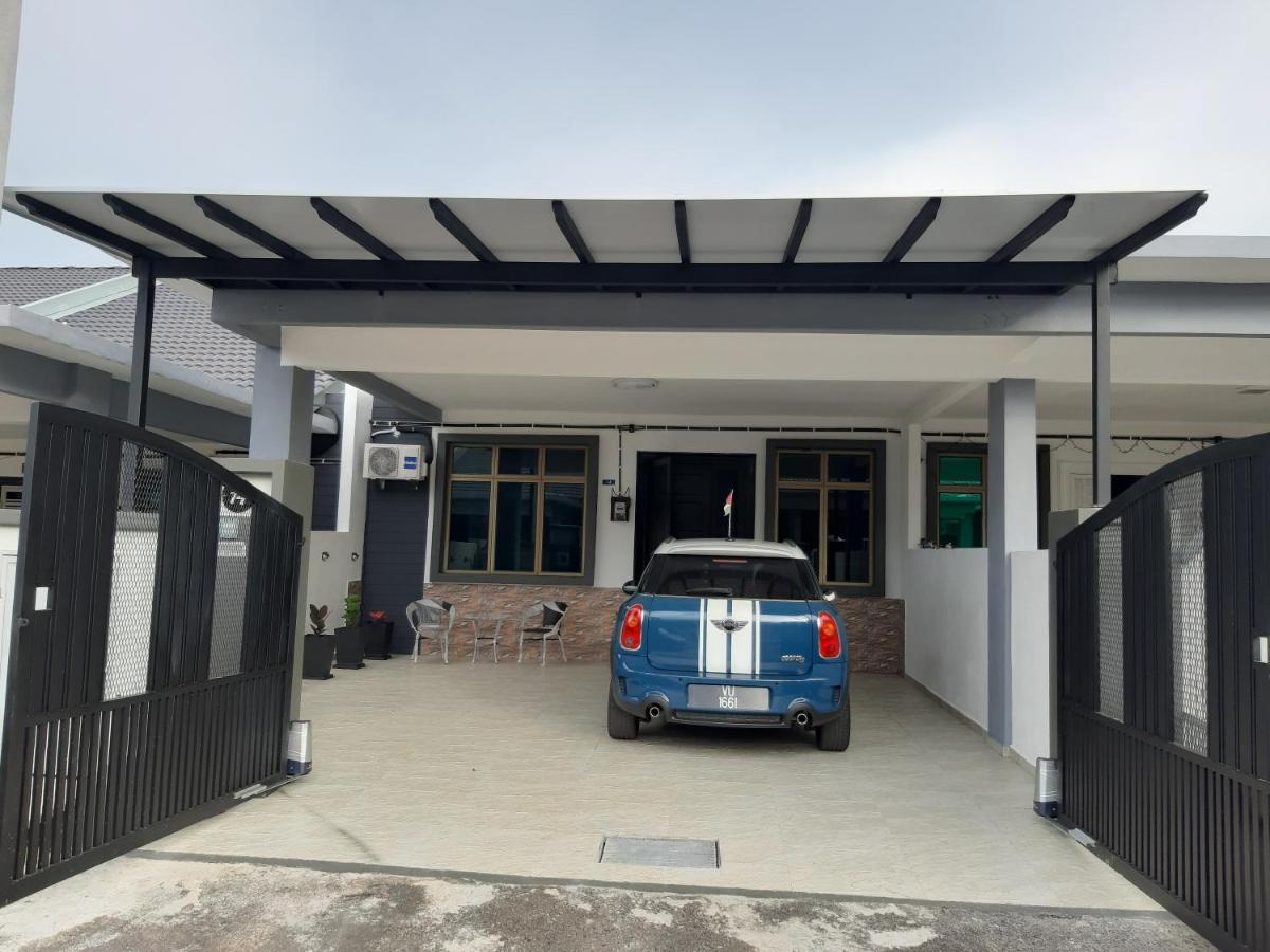 Rumah Armand Melaka 4Br Fully Aircond Dış mekan fotoğraf