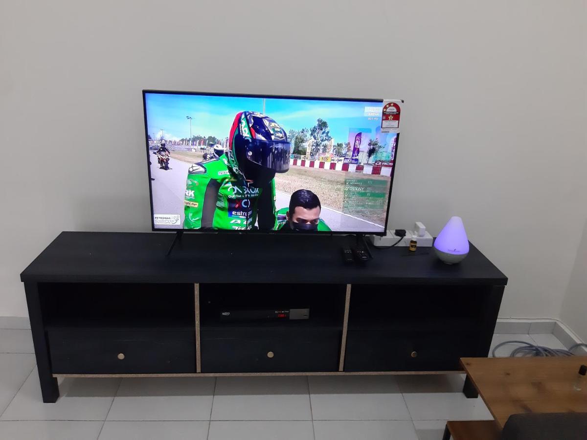 Rumah Armand Melaka 4Br Fully Aircond Dış mekan fotoğraf
